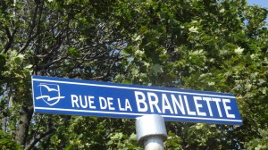 Dans la série au Québec et nulle part ailleurs! je n'invente rien, à ...Saint-Jean Port-Joli! 