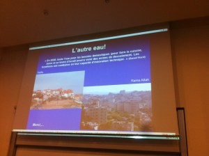 " en regardant les toits il y a une civilisation qui a intégré la rareté de l'eau et l'autre pas encore..." les toits de Tel Aviv et de Ramallah