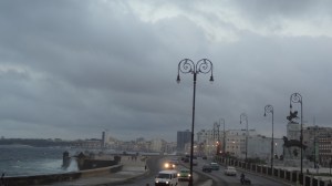 très belle photo malecon au crépuscule