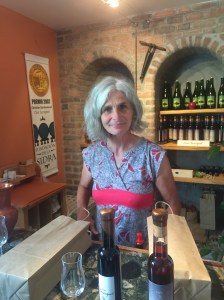 the incredible wife of Christian Barthomeuf, the creator of the Ice Cider Clos Saragnat. So much passion and devotion for such a great taste!