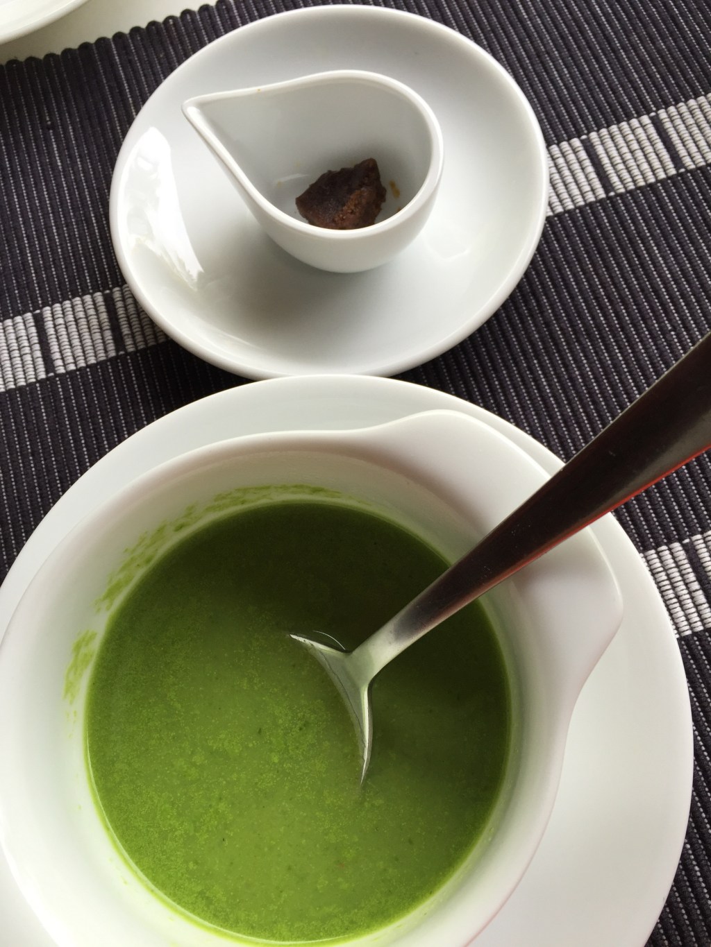 Breakfast under the mango trees and royal sunset in the heavy&nbsp;rain